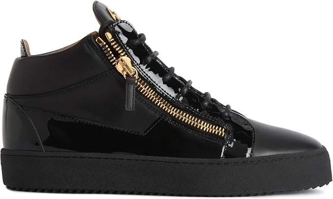 Giuseppe Zanotti, Kriss