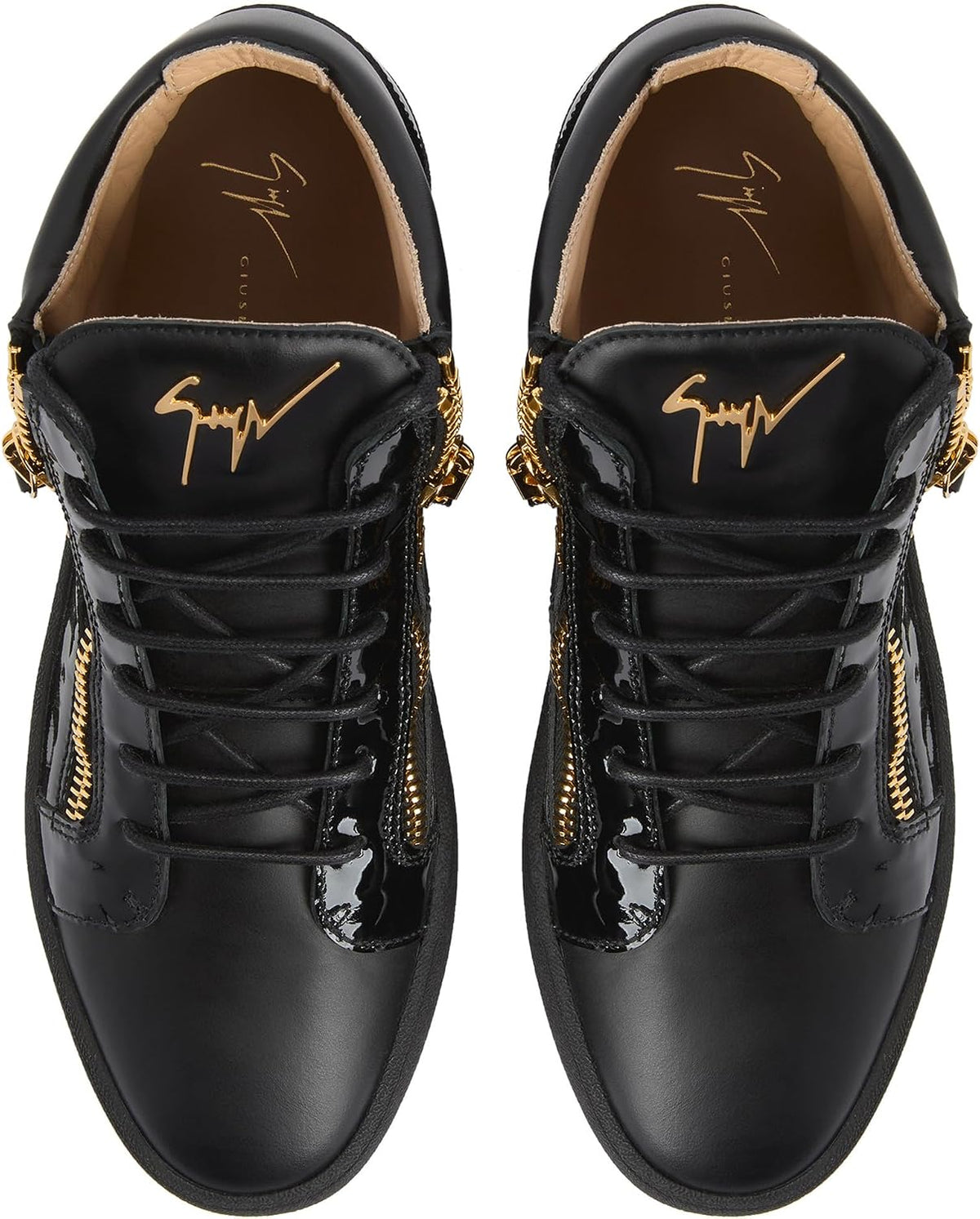 Giuseppe Zanotti, Kriss